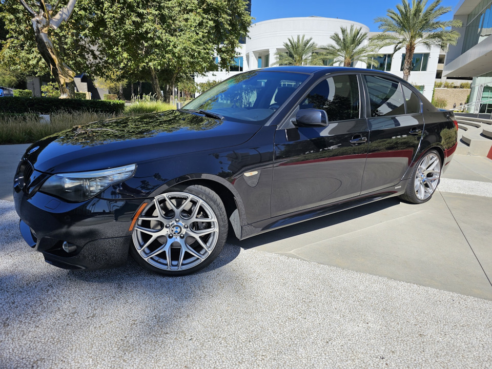 Фото в бортжурнале BMW 5 series (E60)