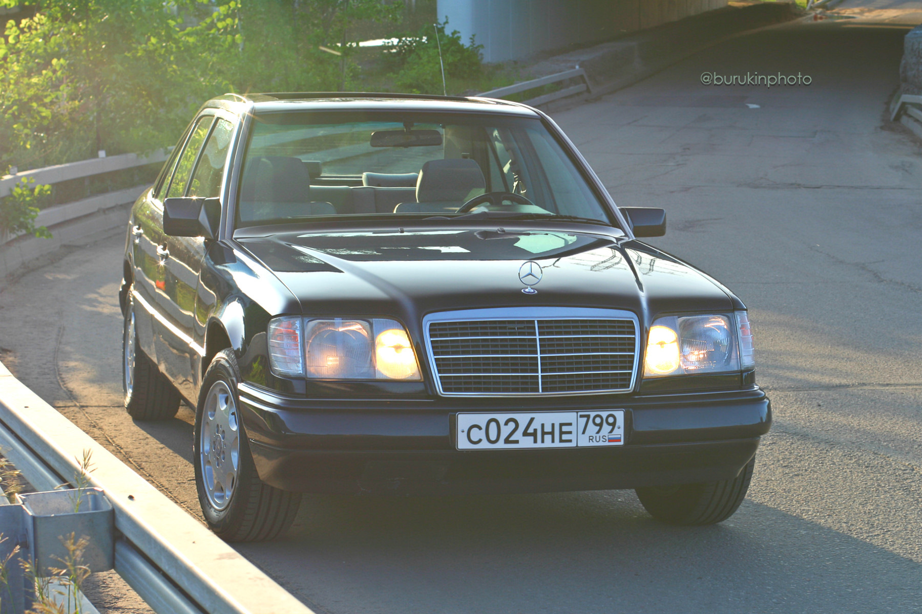 Mercedes-Benz W124 (1994 г.в.) - Массовки.net