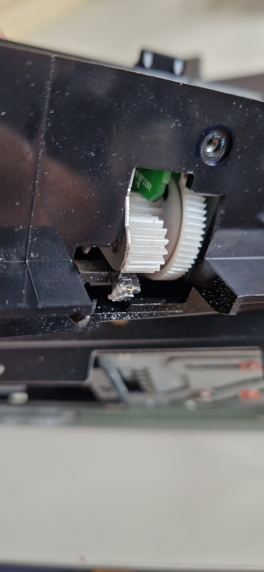 Накрылся блок навигации и Ремонт CD changer — BMW 7 series (E65/E66), 4