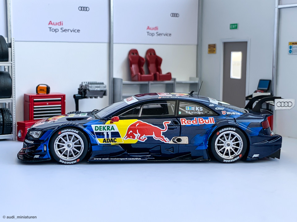 Spark SG169 1/43 AUDI RS 5 N.7 TEAM ABT SPORTSLINE MATTIAS