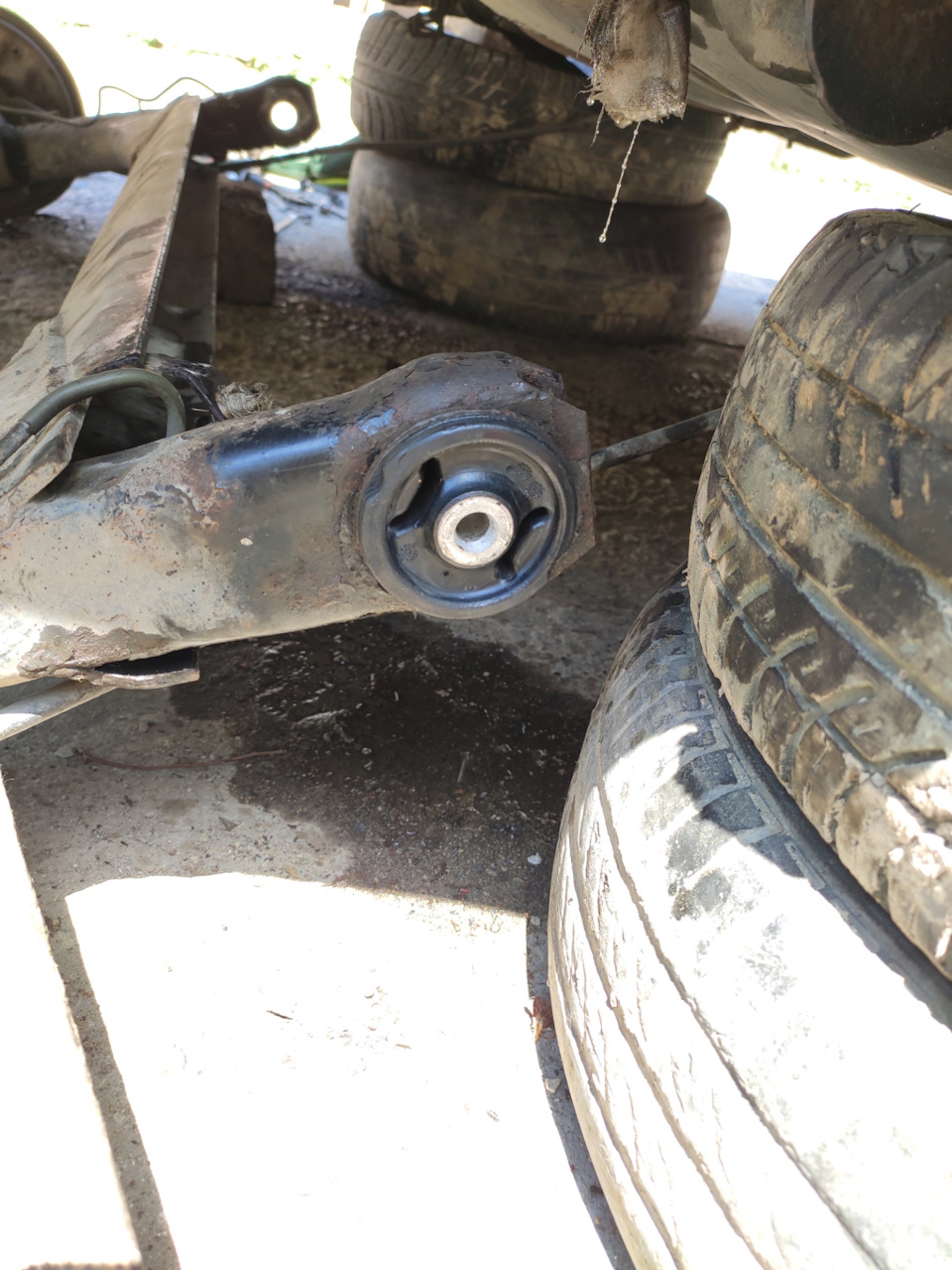 Сайленблоки — Volkswagen Polo Classic, 1,6 л, 1999 года | запчасти | DRIVE2