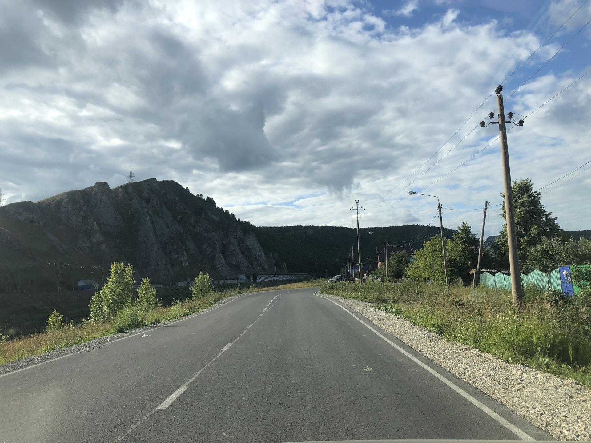 Челябинская область трасса м5 горы. Город сим трасса. Уральские горы перевал трасса м5. Трасса м5 урал горы. Трасса сим уфа.
