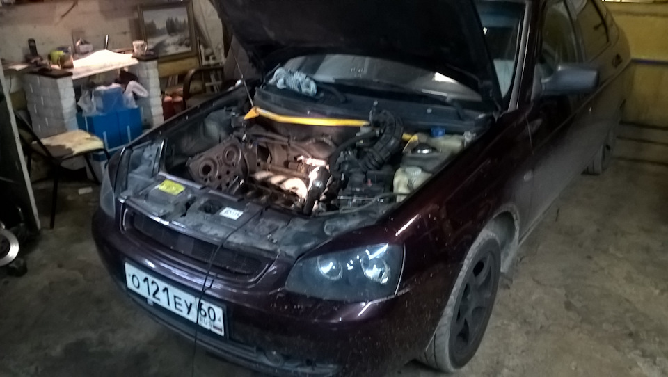 Прогар клапана! Замена поршневых колец)) — Lada Приора хэтчбек, 1,6 л ...