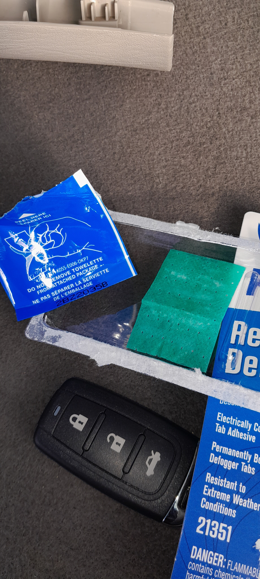 Ремонт контакта обогрева заднего стекла. — Chrysler PT Cruiser, 2 л ...