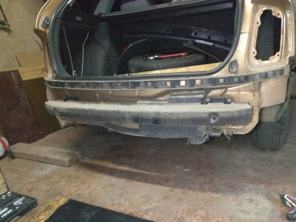 Установка фаркопа — Skoda Fabia Combi Mk1, 1,4 л, 2001 года ...
