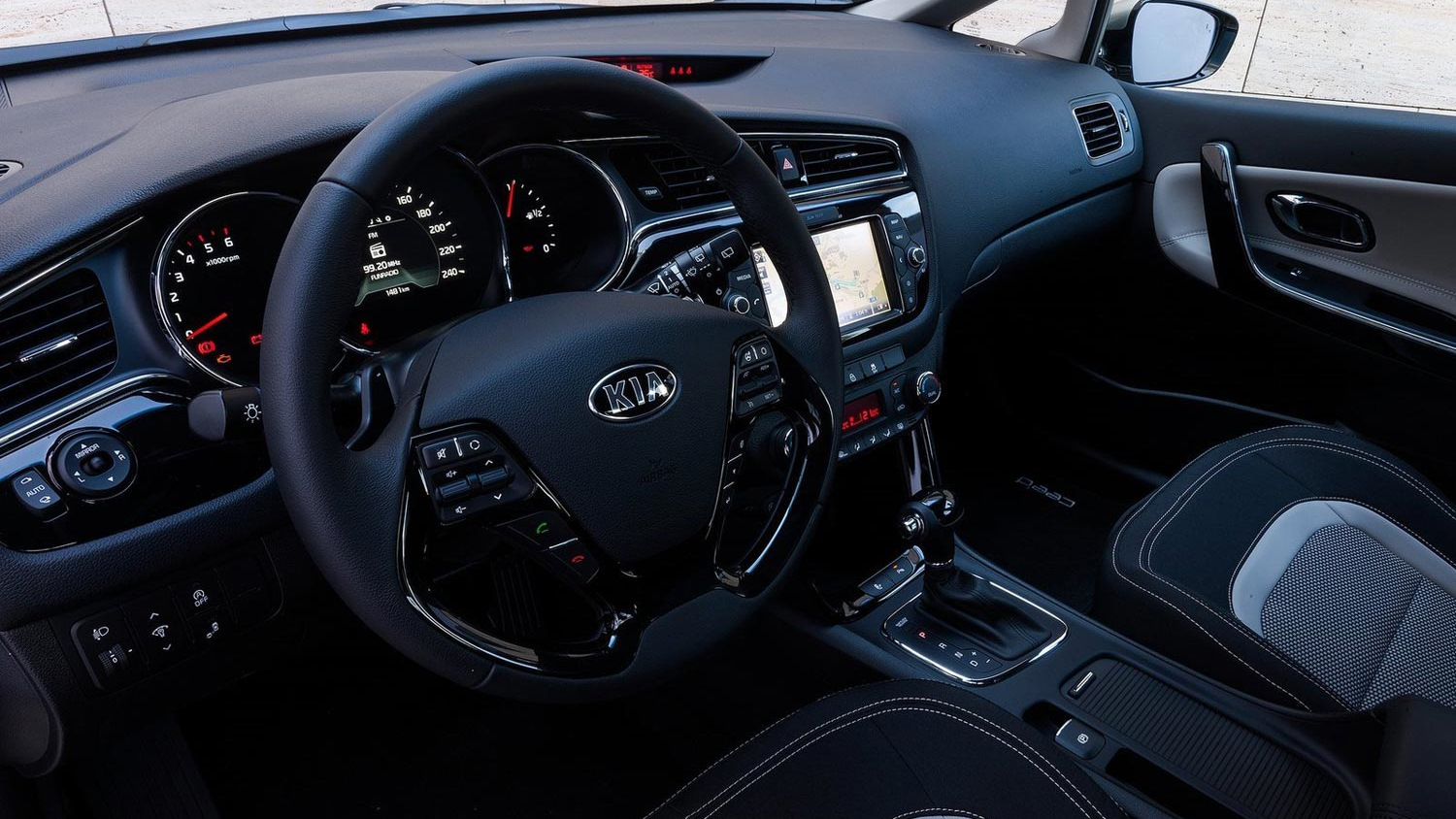 Kia ceed интерьер