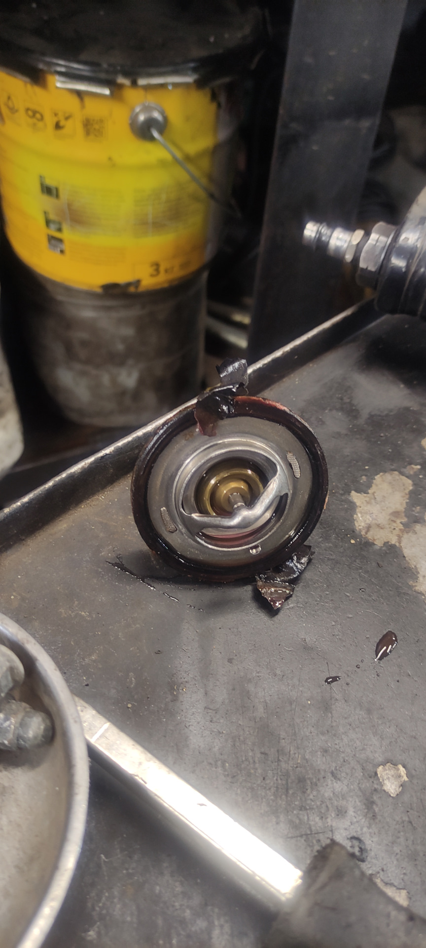 Уходит Антифриз на морозе. (Чистка форсунок и замена термостата.)Тойота ...