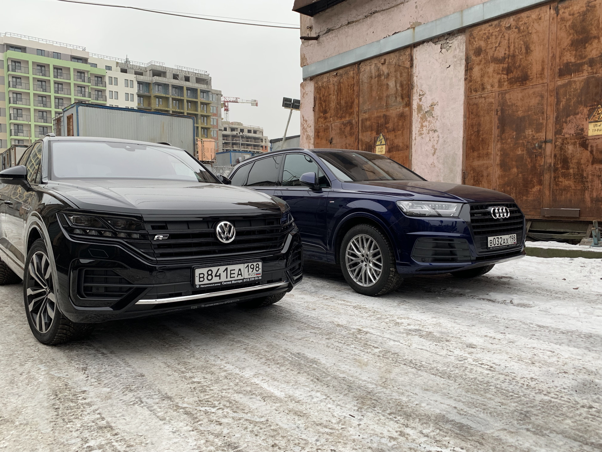 Volkswagen Touareg r line Black Style