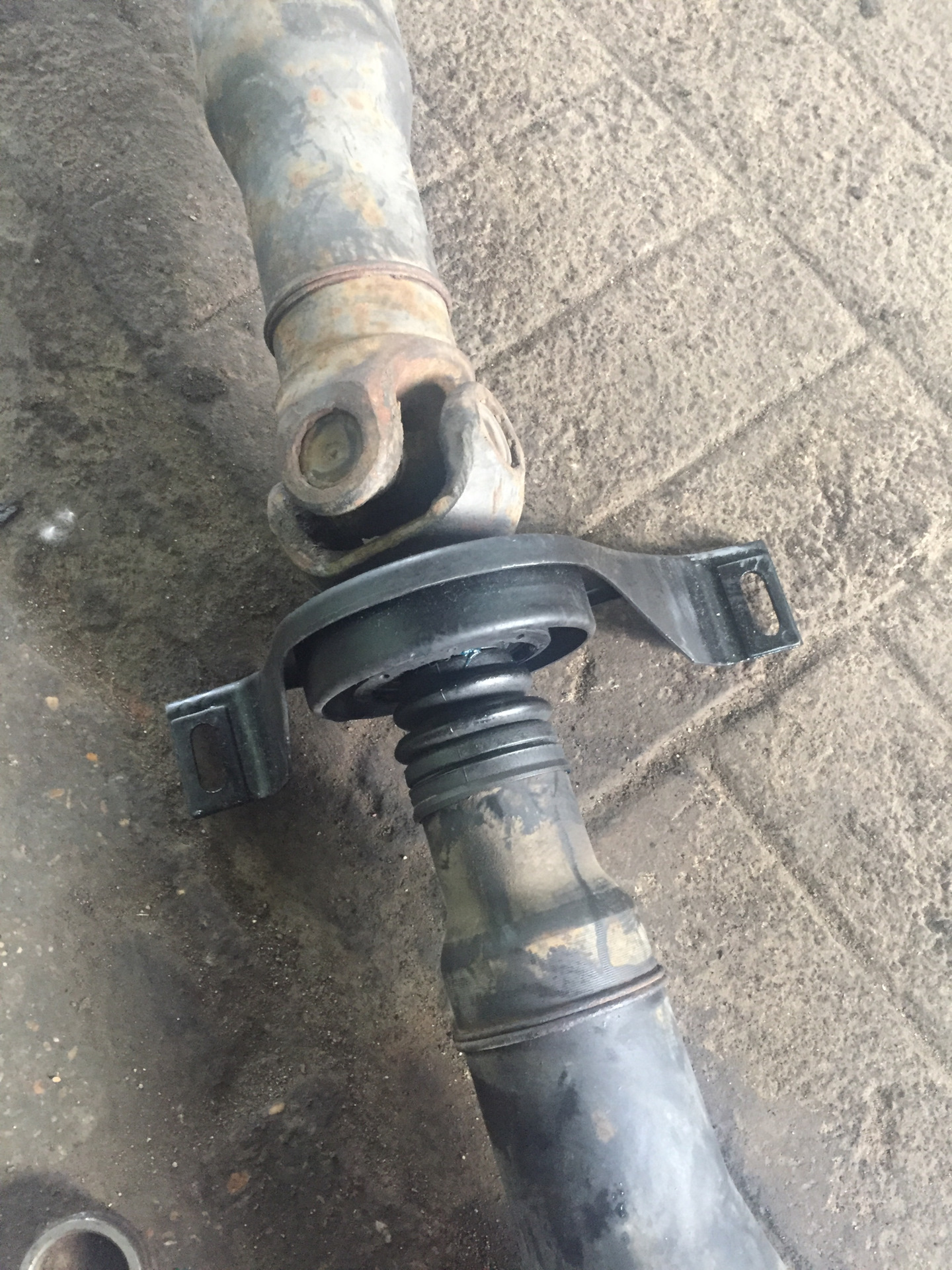 Замена подвесного — Mercedes-Benz E-class (W210), 2,4 л, 1998 года ...