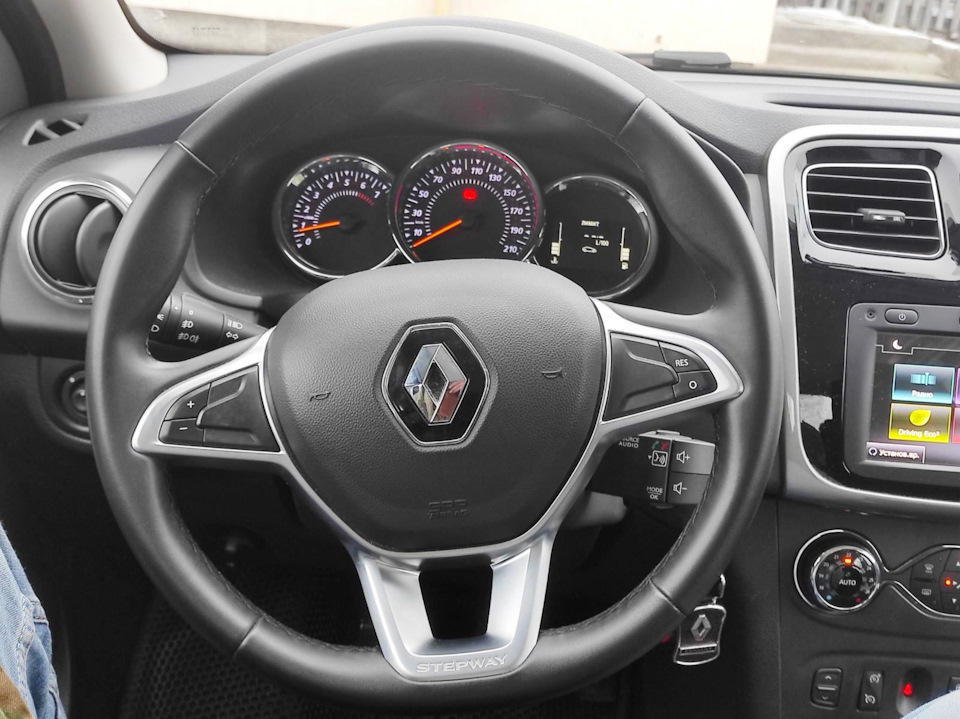 Фото в бортжурнале Renault Logan Stepway