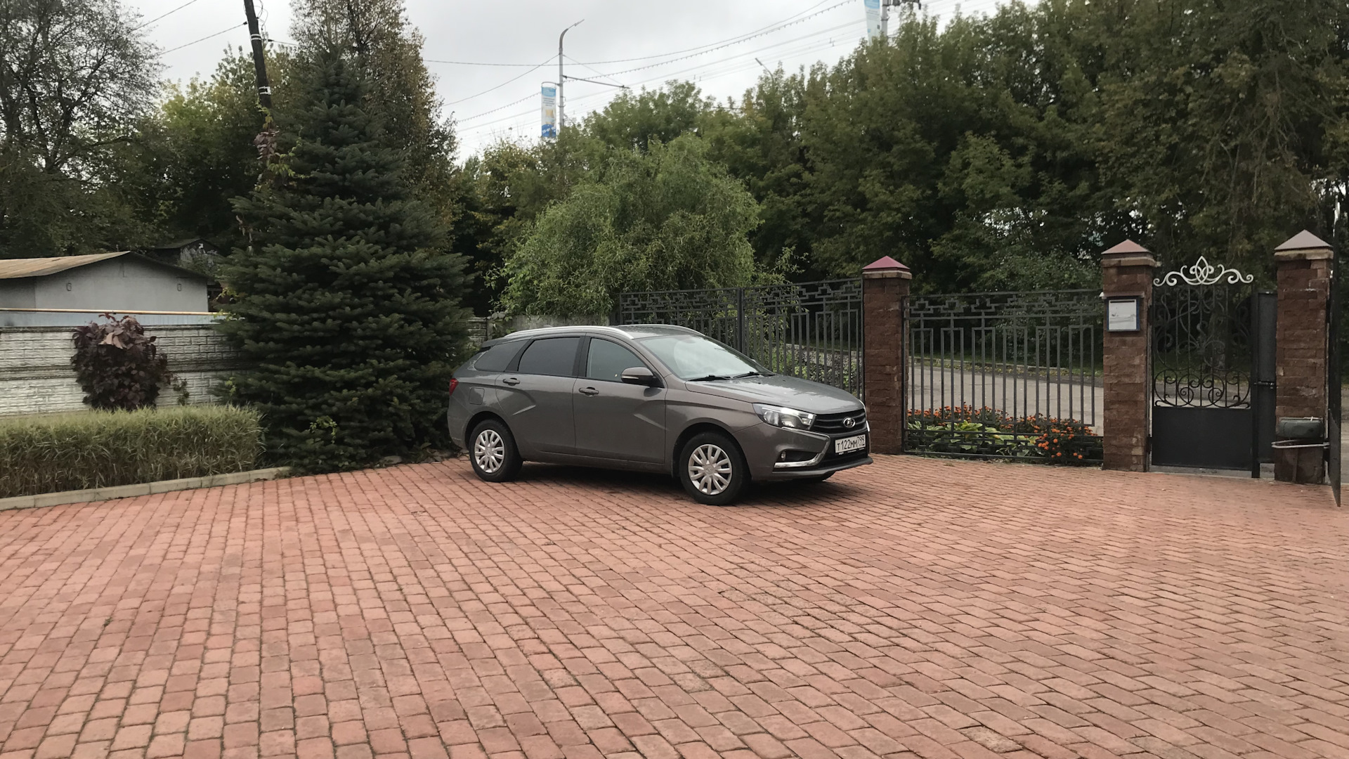 Lada Vesta SW 1.6 бензиновый 2021 | Псиновоз на DRIVE2