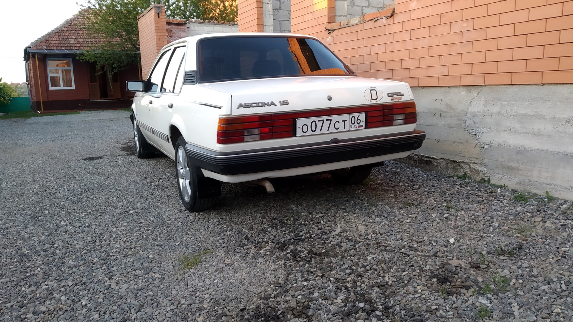 Opel Ascona C 1.6 бензиновый 1986 | БЕЛЫЙ ЛЕБЕДЬ на DRIVE2