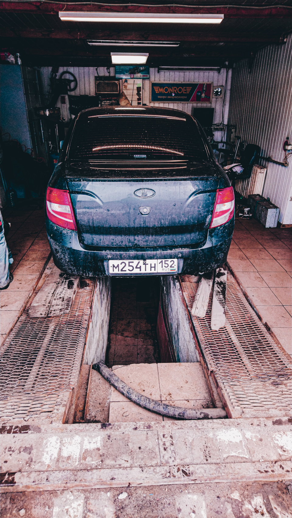 Устранение дребезга при разгоне — Lada Гранта, 1,6 л, 2013 года | визит ...