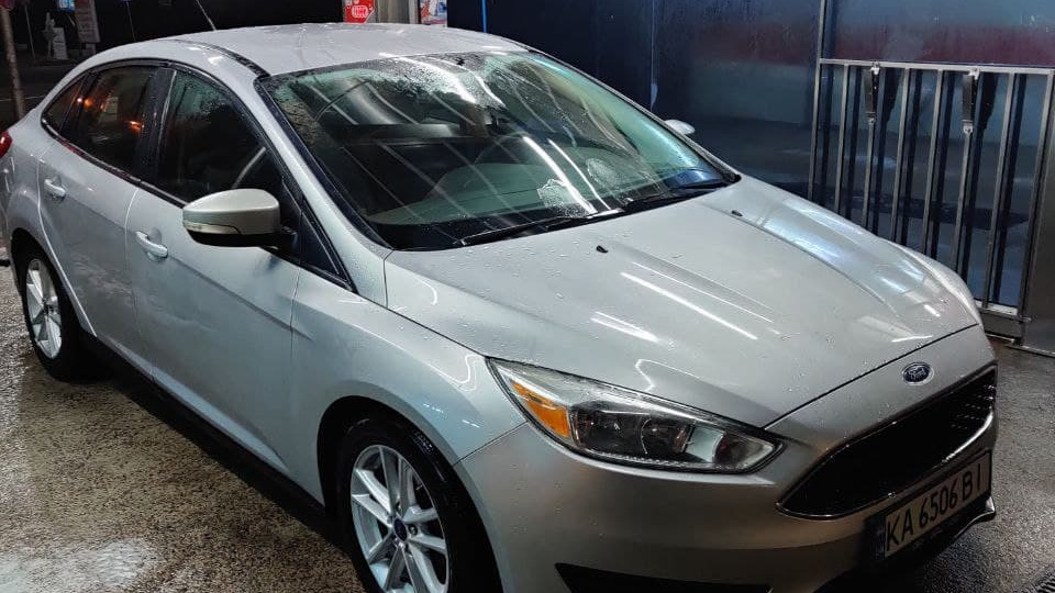 Замена сайлентблока левого продольного рычага — Ford Focus III Sedan, 2 ...