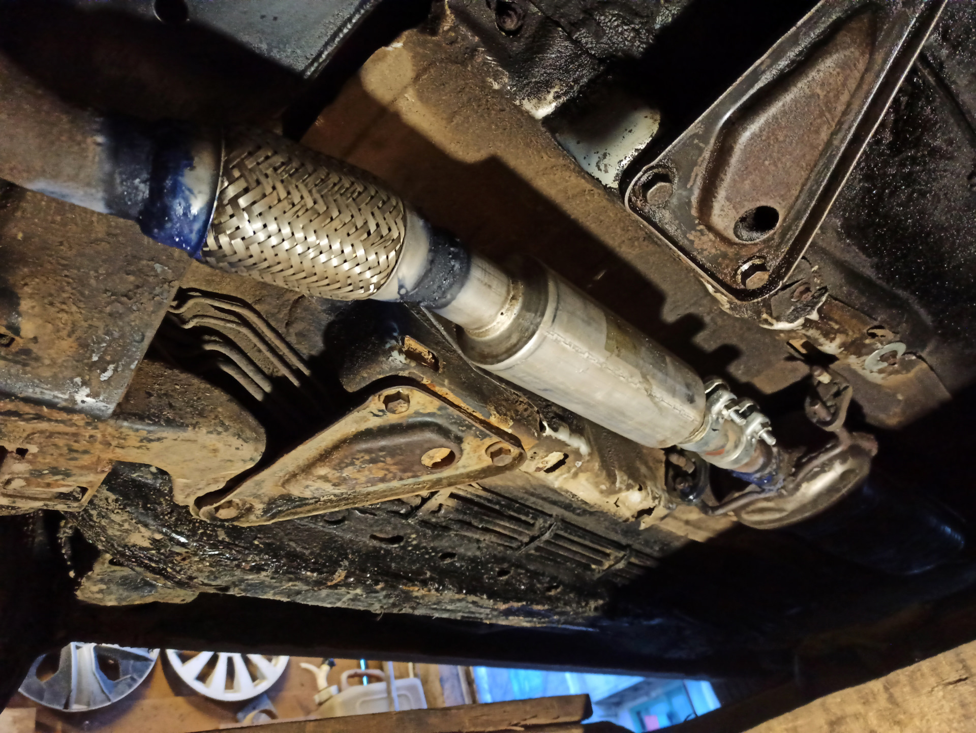 #12.Выхлопная. (Часть 1) — Opel Vectra B, 1,8 л, 1996 года | запчасти ...