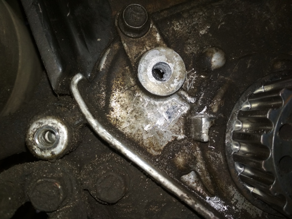 ALF1vXXCeJALgAHQZNWZurAgebI 960 Как открутить шкив коленвала хендай акцент