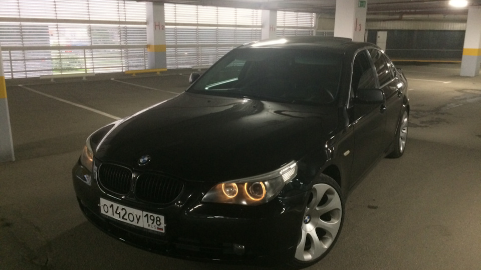 Дребезг в порогах. / Устранил. — BMW 5 series (E60), 3 л, 2004 года ...