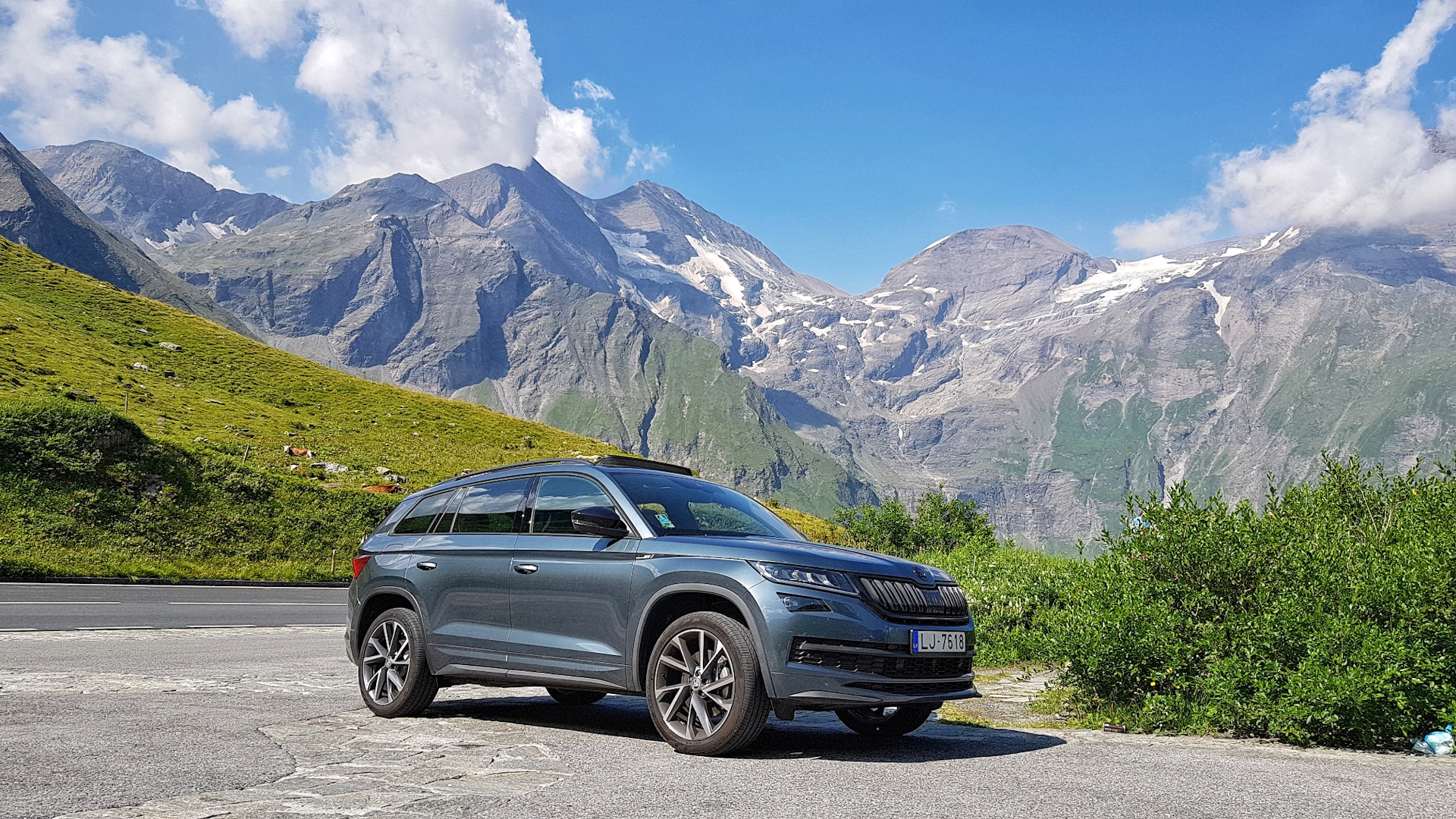 Kodiaq 2024. Škoda Kodiaq горы. Skoda Kodiaq 1920x1080. Шкода Кодиак в горах. Шкода Кодиак спортлайн 2021г.