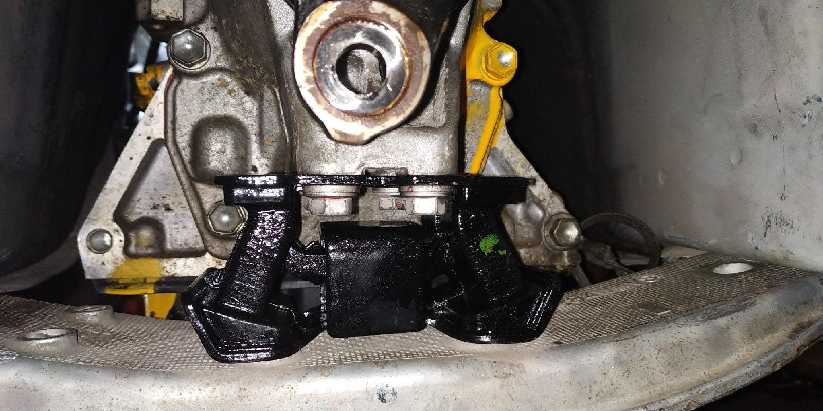 ремонт подушки акпп remontakppkorobok. 52059347ab подушка раздатки jeep cherokee. ремонт подушки акпп remontakppkorobok. опора акпп jeep cherokee kj. 3.