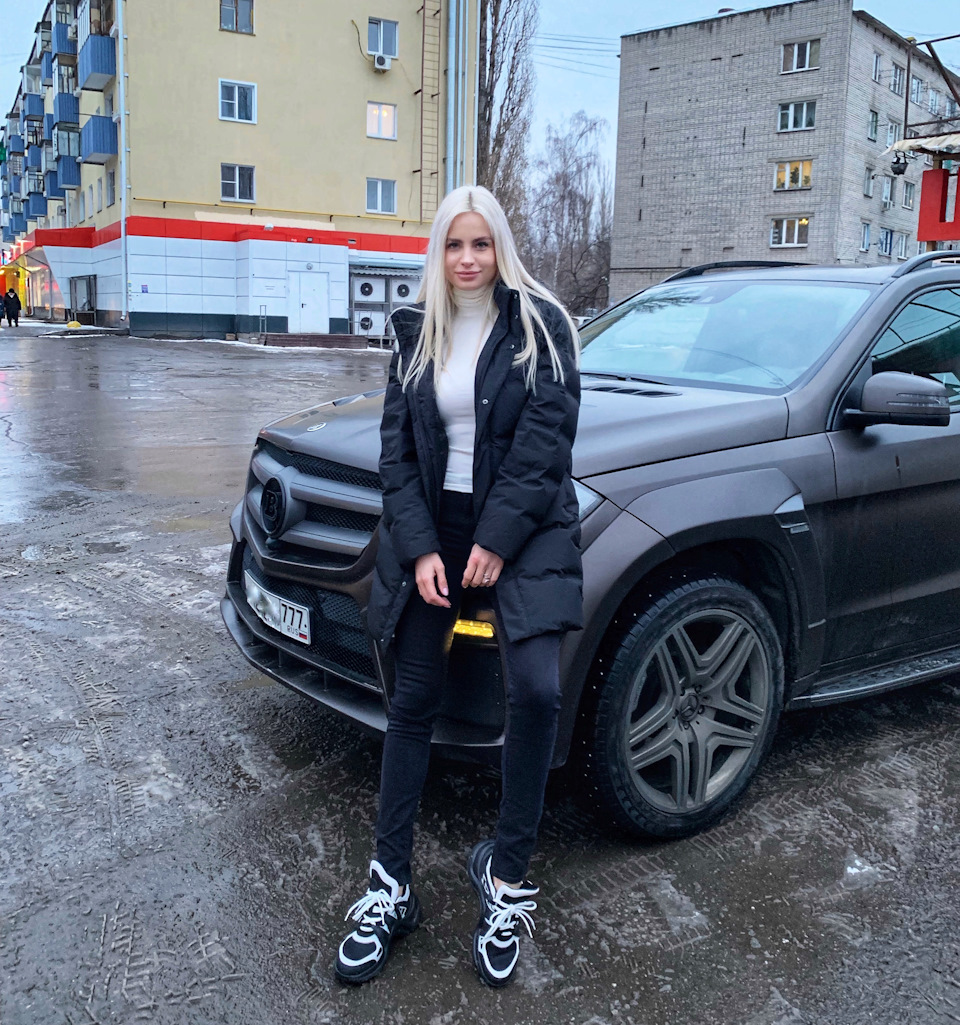 Настя и Brabus — Сообщество «Girls & Cars» на DRIVE2