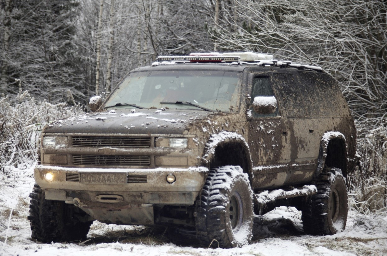 Chevrolet Suburban 9g