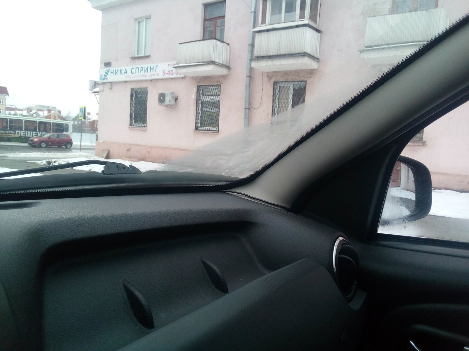 система вентиляции салона рено логан 1. система воздуховодов салона рено логан 1. клапан вентиляции багажника duster 2. вентиляционные отверстия renault duster. Duster вентиляция.