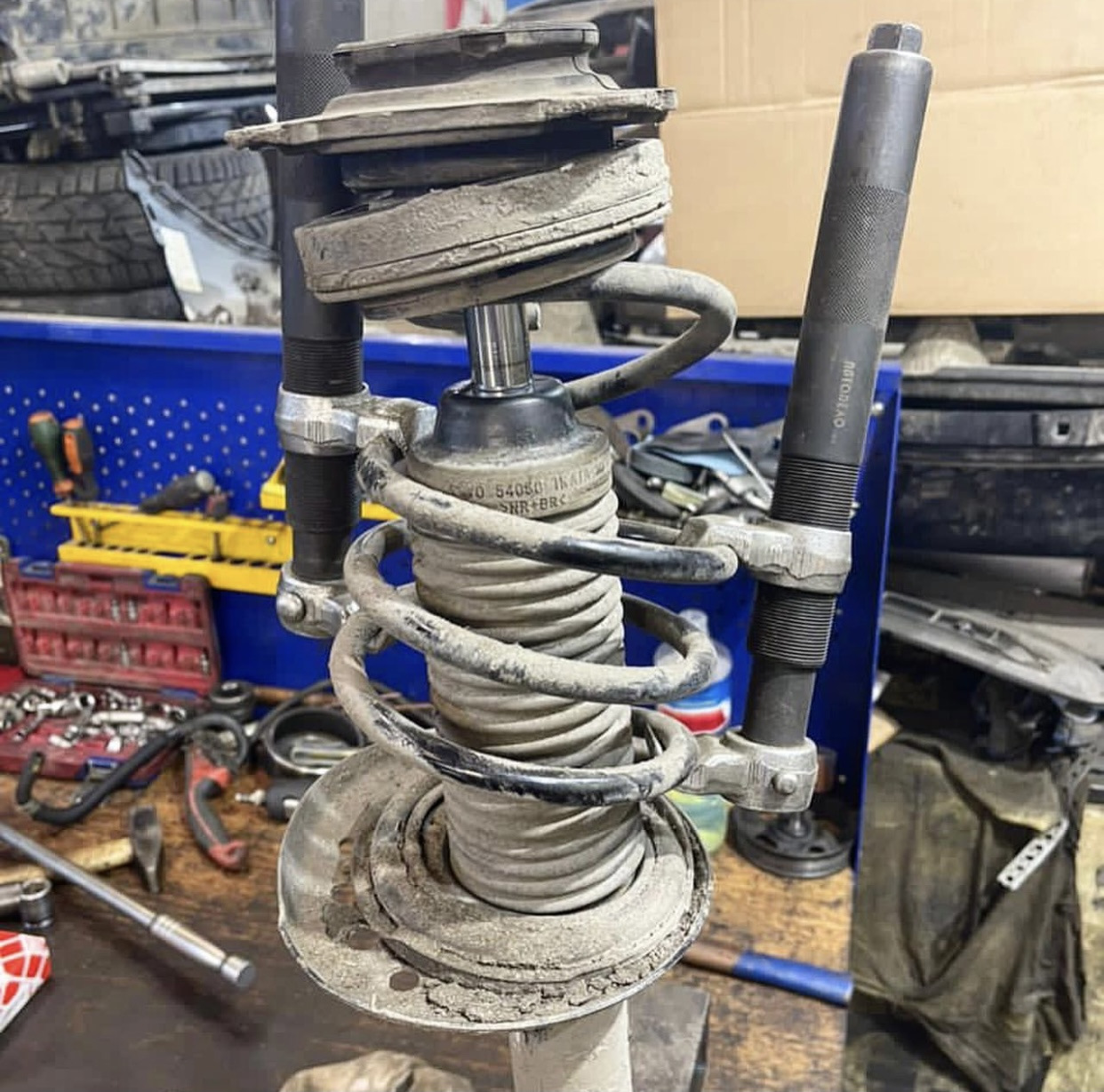 ЗАМЕНА ОПОРНЫХ ПОДШИПНИКОВ НА NISSAN JUKE F15 — InfiNissan.ru на DRIVE2