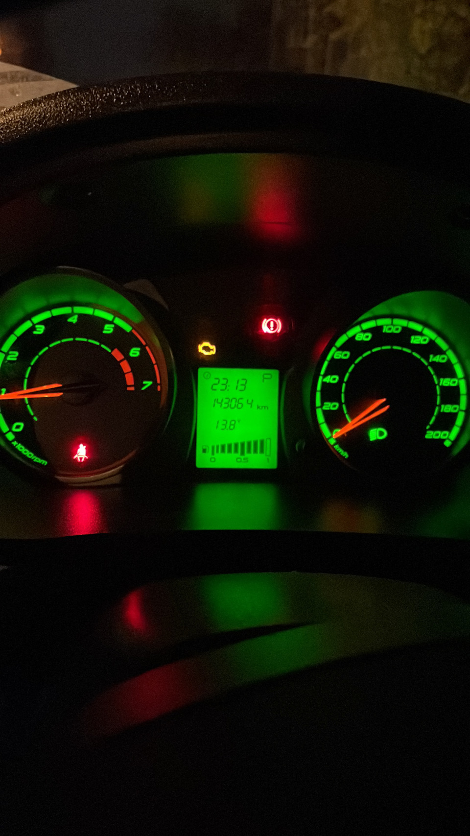 Пересвет — Lada Калина 2 хэтчбек, 1,6 л, 2013 года | просто так | DRIVE2
