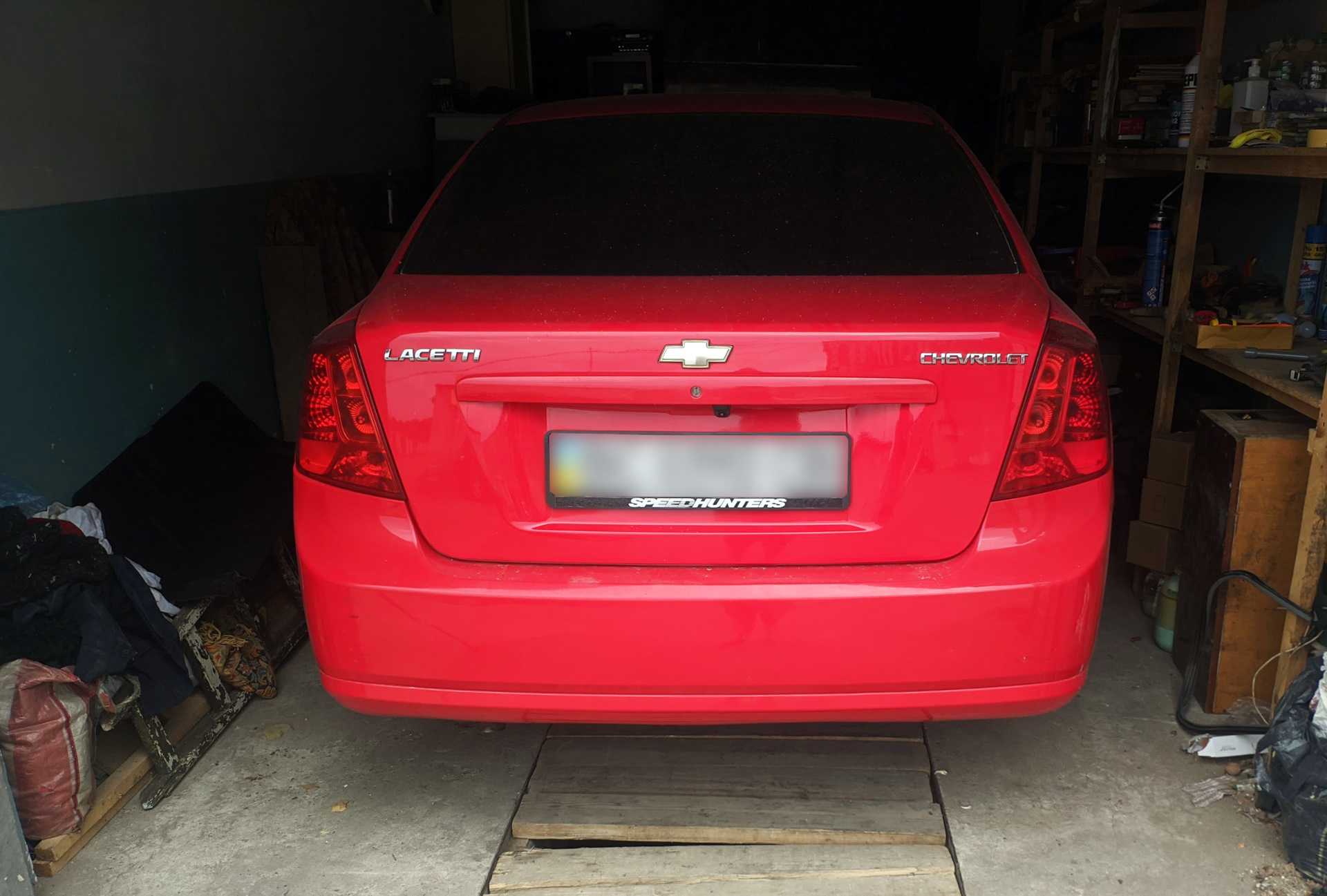 Chevrolet Lacetti Red заднее стекло