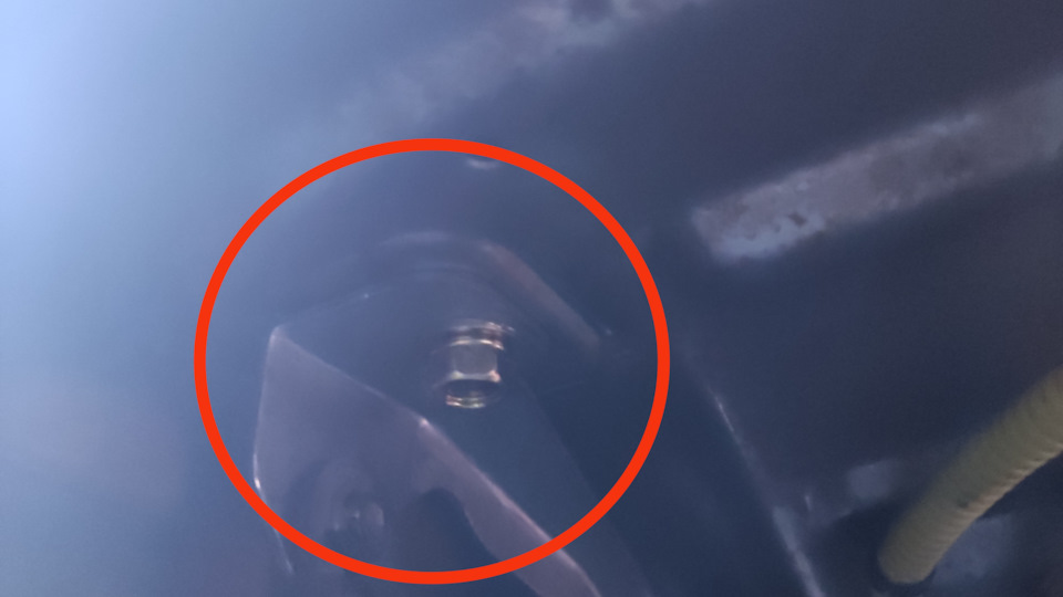 Скрип водительского сиденья в поднятом положении. — Mitsubishi ...