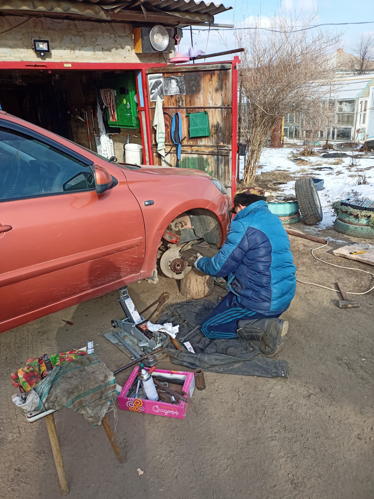 Замена задних стоек, Калина 2 — Lada Калина 2 хэтчбек, 1,6 л, 2013 года ...