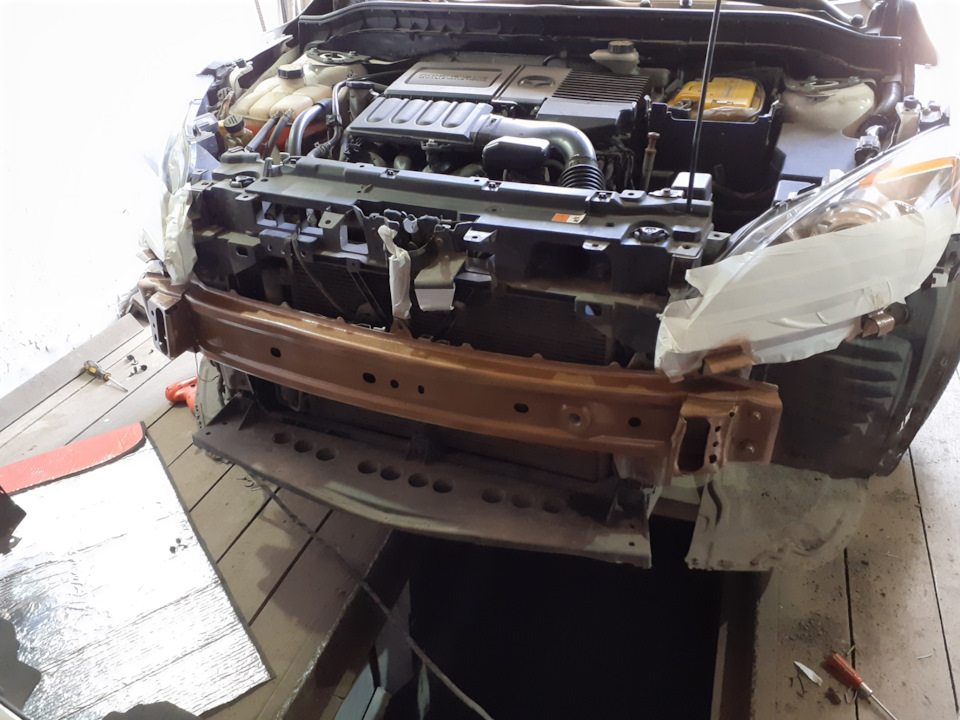 Алюминиевая сетка в бампер и бронепленка для туманок — Mazda 3 (2G) BL ...