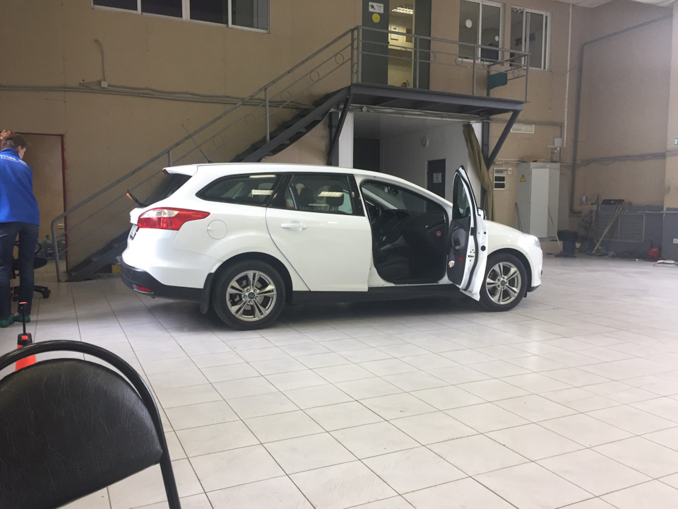 Тонировка — Ford Focus Wagon III, 1,6 л, 2015 года | тюнинг | DRIVE2