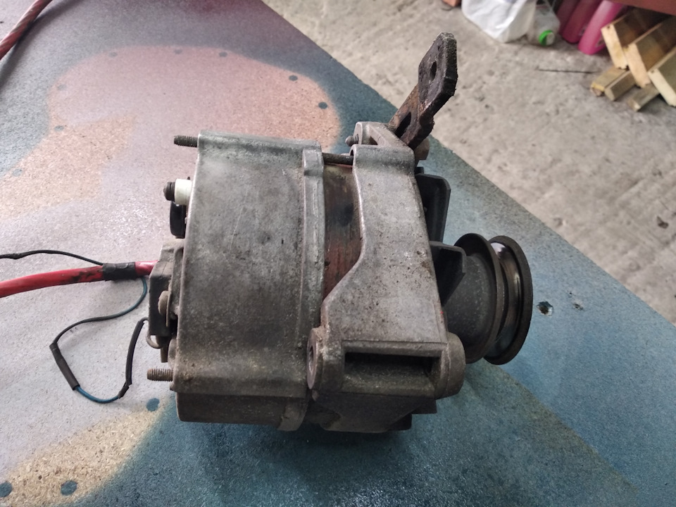 Фото в бортжурнале Audi 100 (C3)