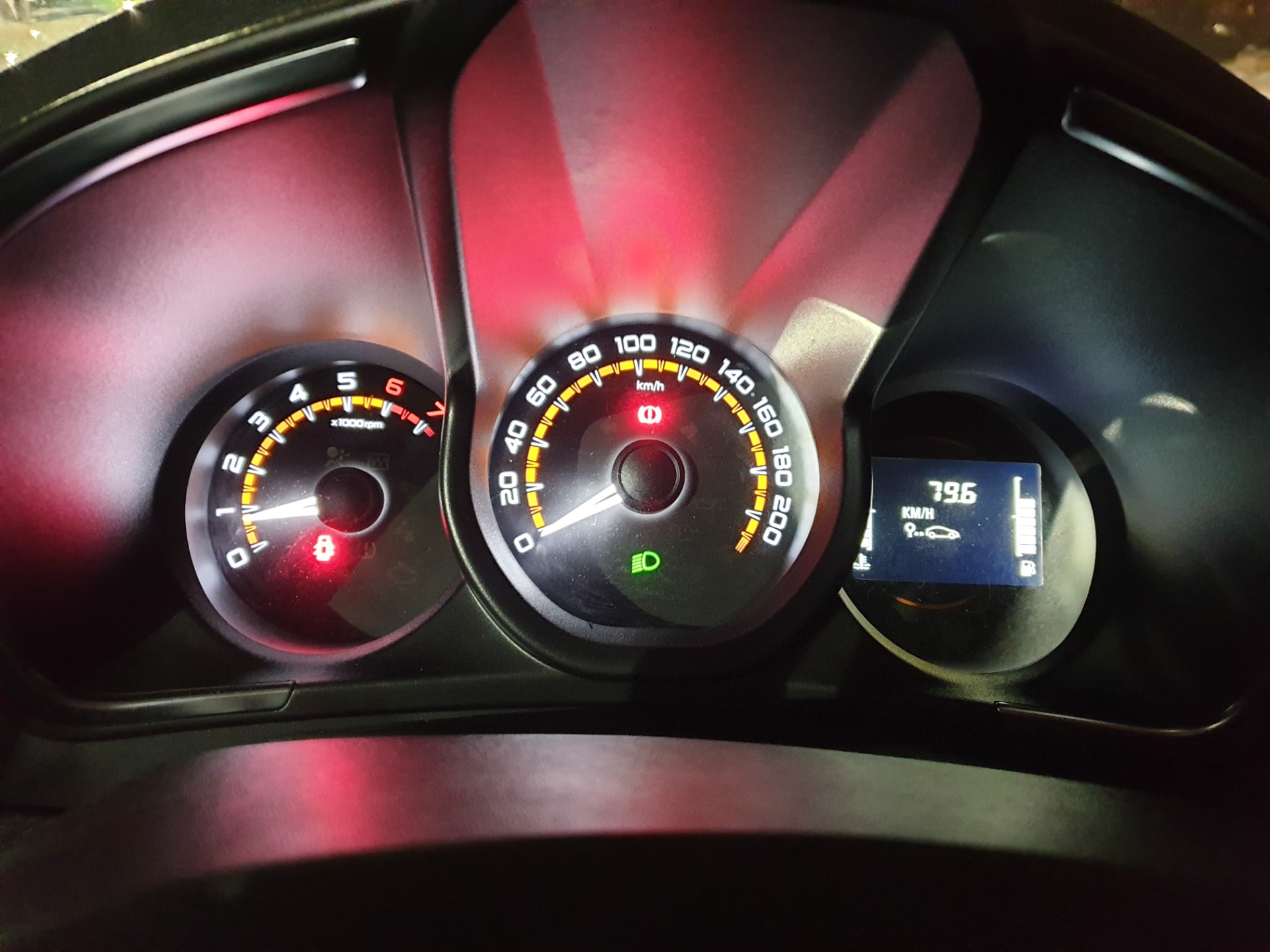 Поездка и расход топлива. — Lada XRAY Cross, 1,8 л, 2019 года ...