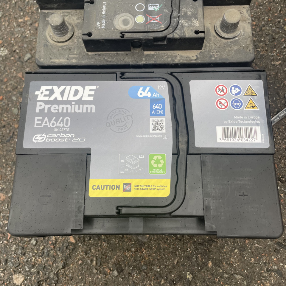  Exide Premium Carbone Boost EA 640 12 V 64 AH Batterie
