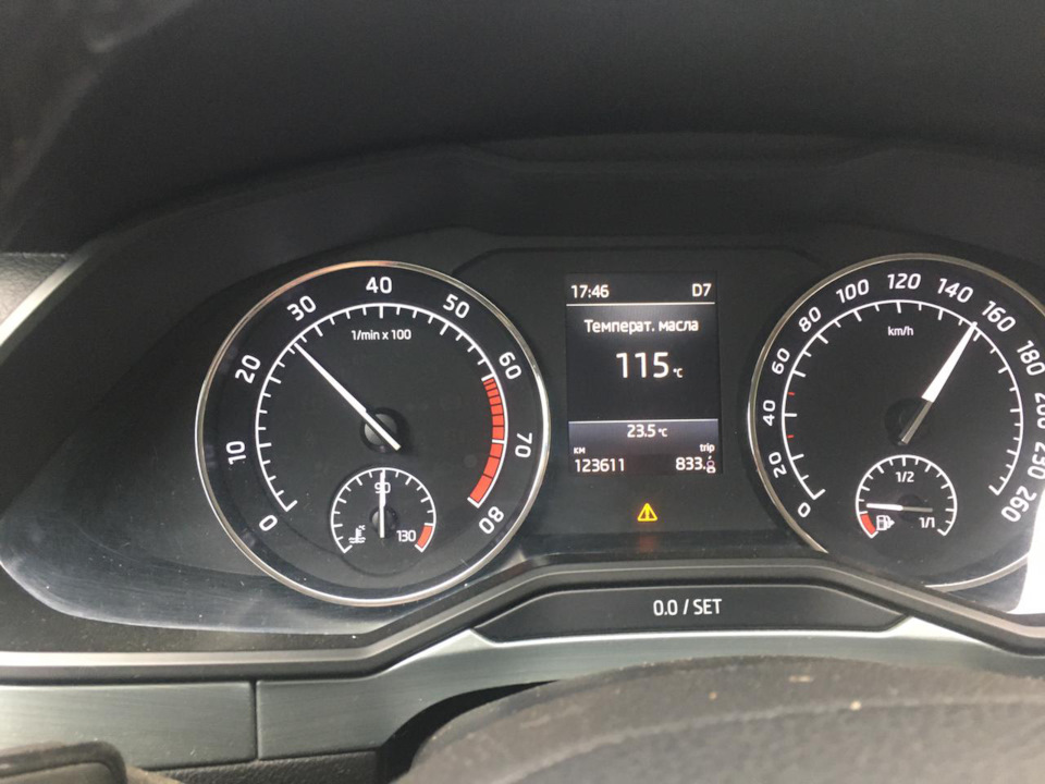 Шкода фабия 1. 2. Шкода бортовой комп температуру масла. Датчик уровня масла шкода йети 1. 1.