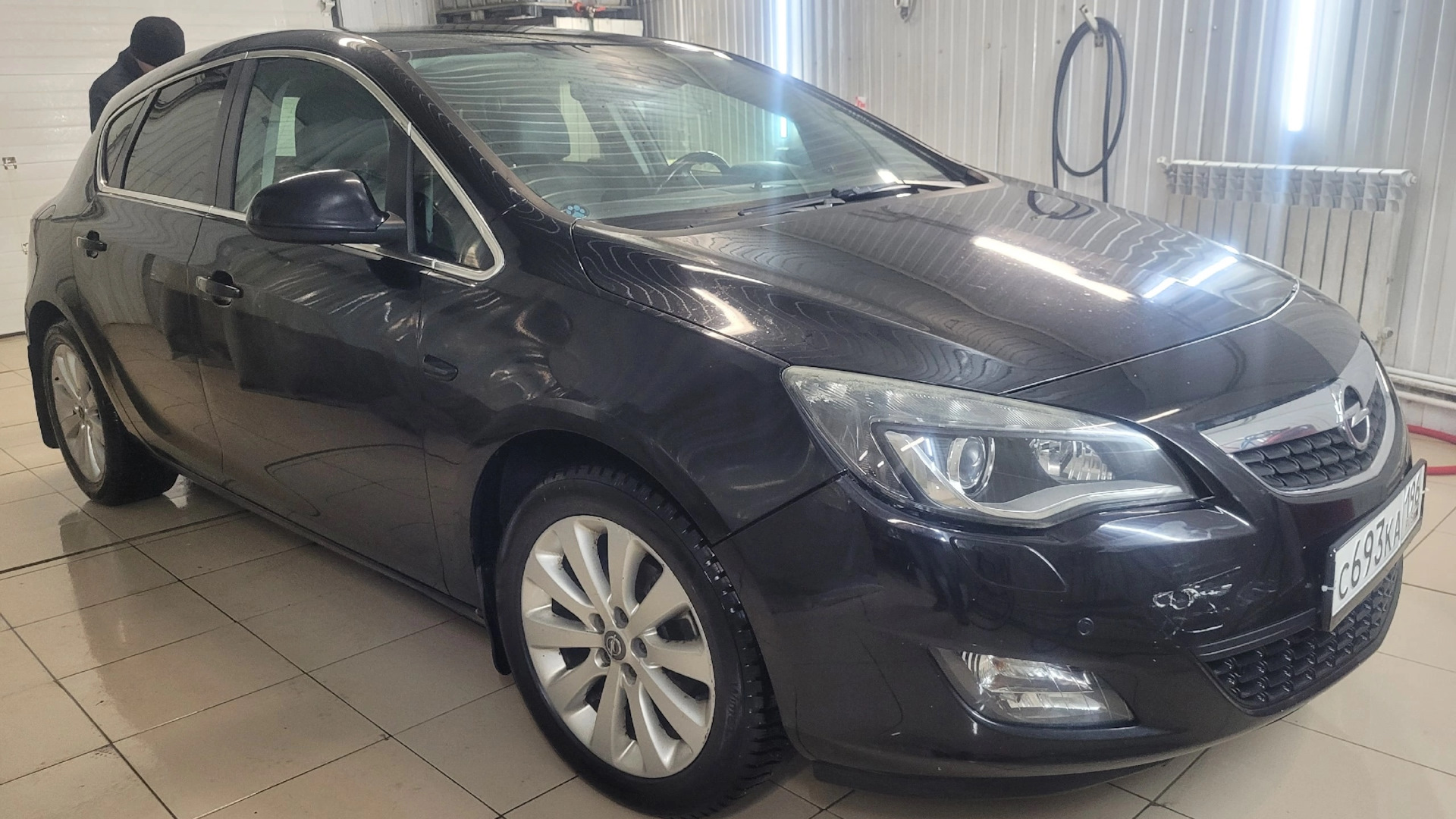 Opel Astra J 1.6 бензиновый 2010 | на DRIVE2