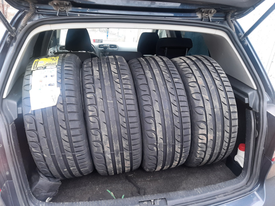 Новая резина — Volkswagen Golf Mk6, 1,4 л, 2012 года | шины | DRIVE2