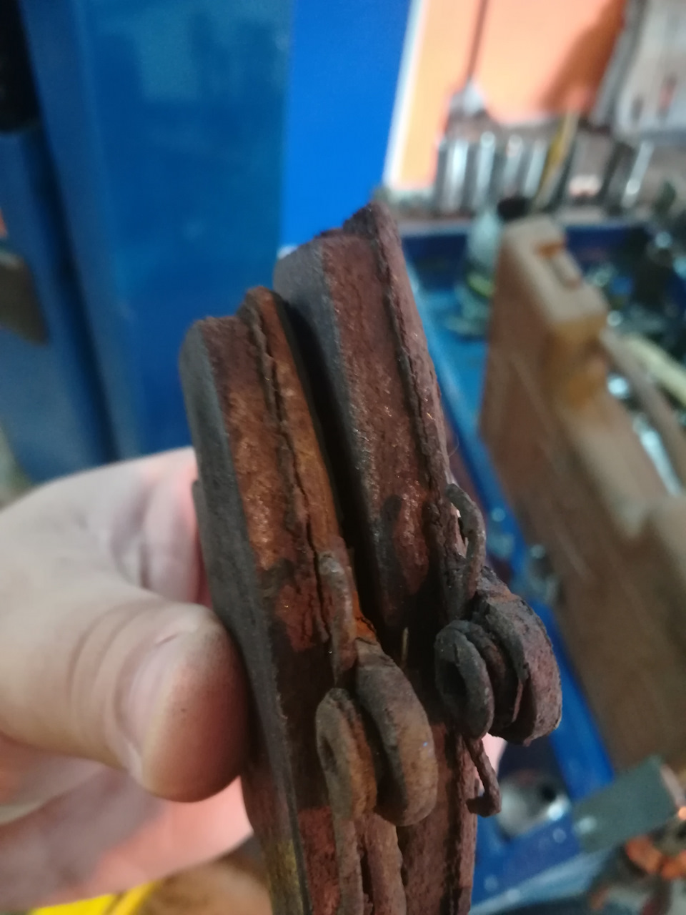 Фото в бортжурнале Renault Logan (1G)