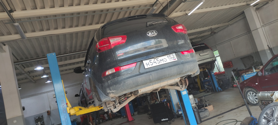 Колодки — KIA Sportage (3G), 2 л, 2013 года | визит на сервис | DRIVE2