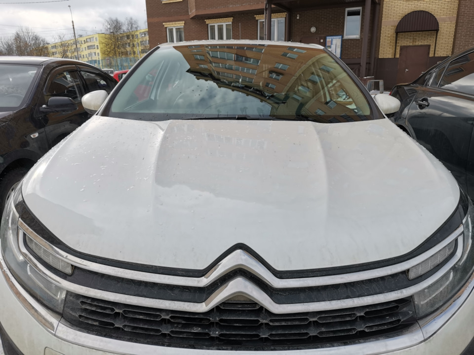 Уплотнитель капота — Citroen C4 L, 1,6 л, 2018 года | другое | DRIVE2