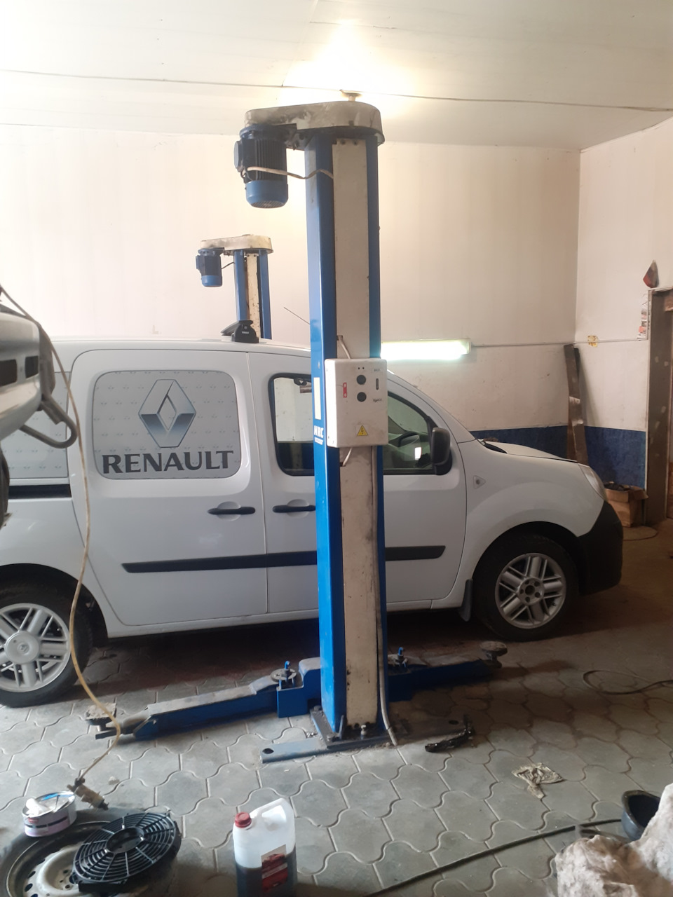 Замена втулки рулевой рейки Renault Kangoo 2 (Megane2, Scenic2). — Renault  Kangoo (2G), 1,5 л, 2009 года | своими руками | DRIVE2