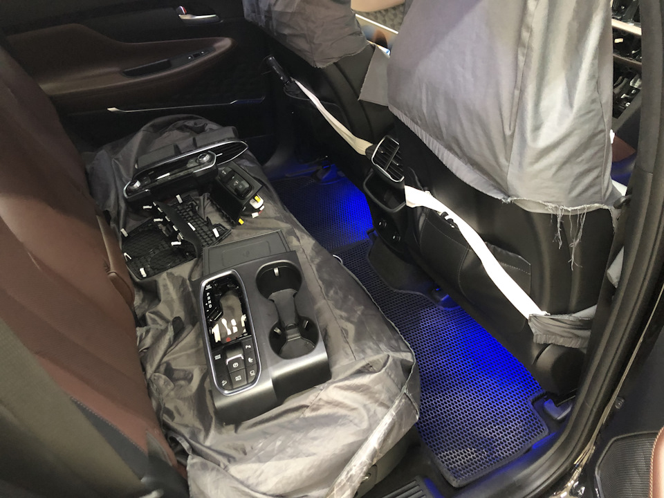 Фото в бортжурнале Hyundai Santa Fe (4G)