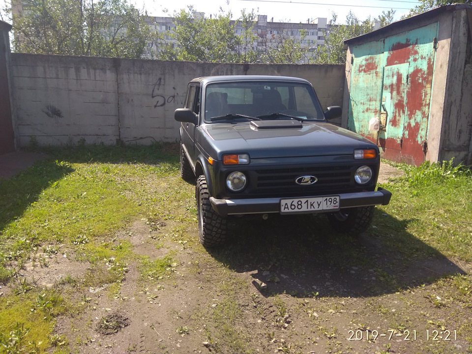 Фото в бортжурнале Lada 4x4 5D. Запчасти на фото: 2019721
