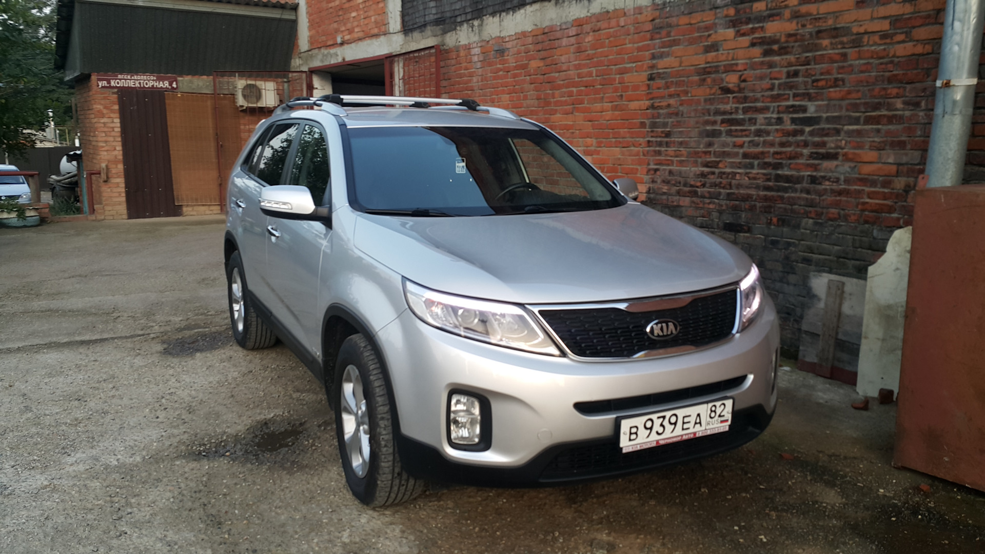 KIA Sorento (2G) 2.4 бензиновый 2013 | Серебристый бегемот на DRIVE2