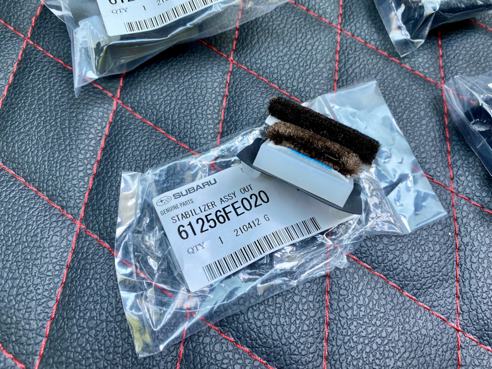 Фото в бортжурнале Subaru Impreza (GC/GF). Запчасти на фото: 61256FE020