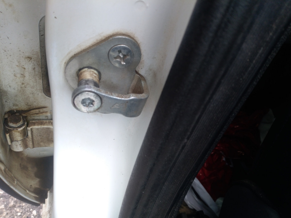 Не открылась пассажирская дверь! — DRIVE2