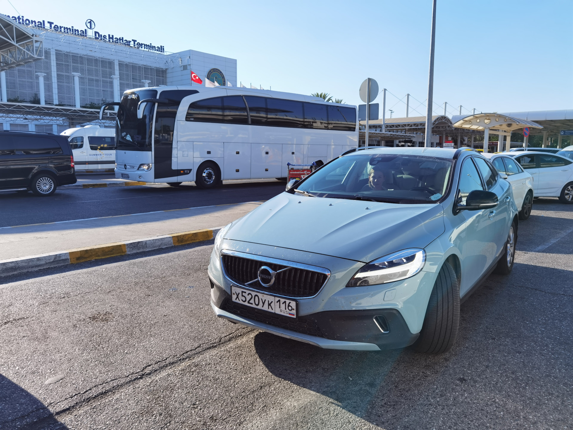 Заправил кондиционер — спас компрессор. — Volvo V40 Cross Country, 2 л ...