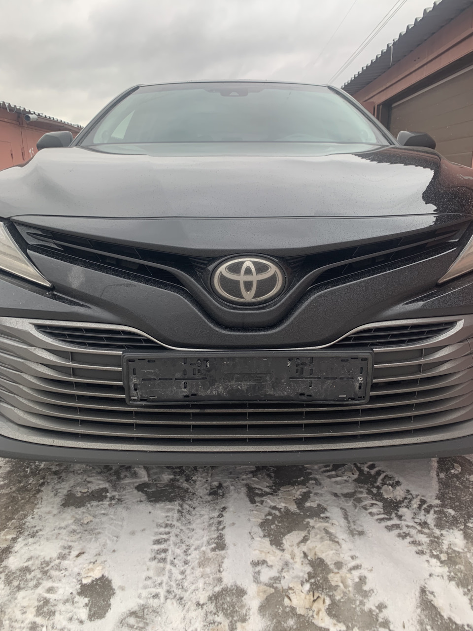 Рамка номера Plexiclick — Toyota Camry (XV70), 2,5 л, 2018 года |  аксессуары | DRIVE2